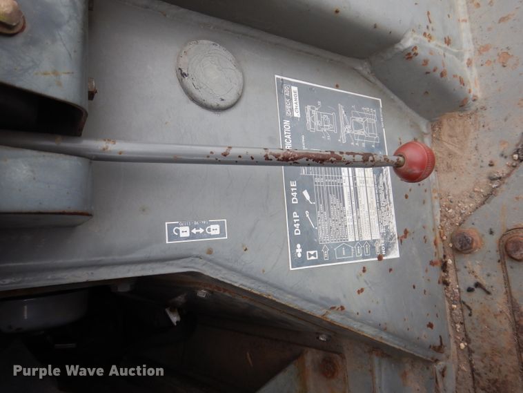 image for item DL5938 2000 Komatsu D41P-6  dozer