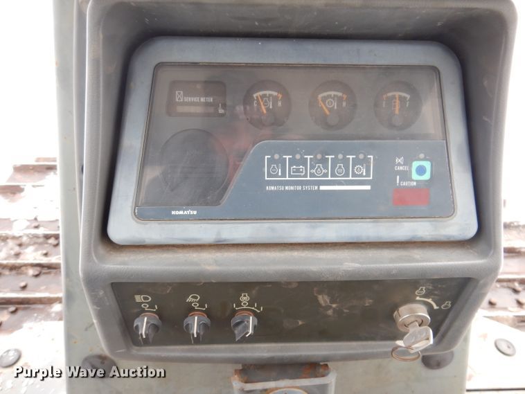 image for item DL5938 2000 Komatsu D41P-6  dozer