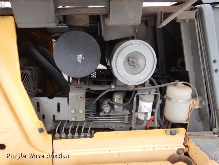 image for item DL5938 2000 Komatsu D41P-6  dozer