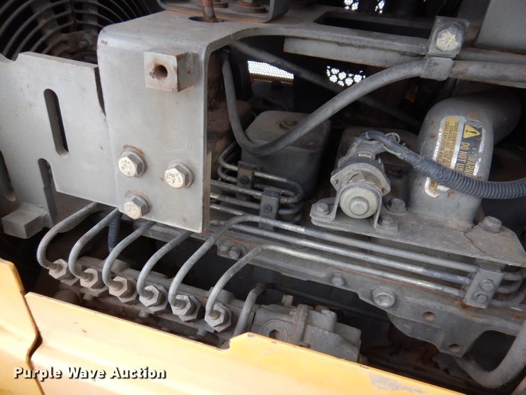 image for item DL5938 2000 Komatsu D41P-6  dozer