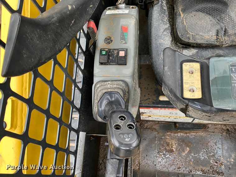 image for item DL6926 2007 Komatsu CK30  tracked skid steer loader