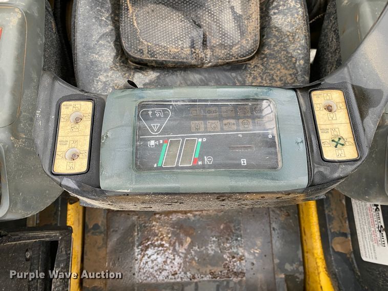 image for item DL6926 2007 Komatsu CK30  tracked skid steer loader