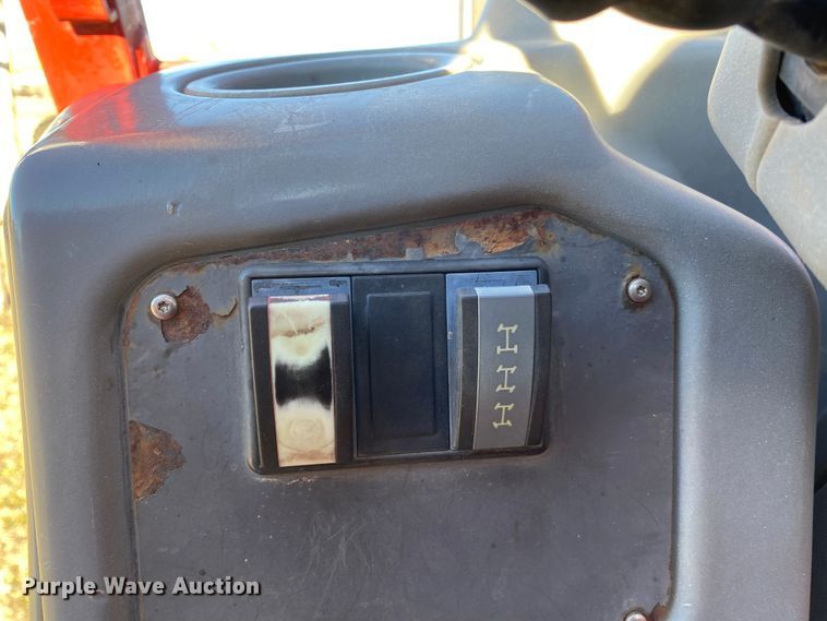 image for item DL6927 2006 Mec TH80  telehandler