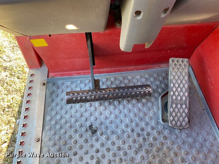 image for item DL6927 2006 Mec TH80  telehandler