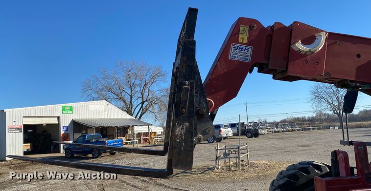 image for item DL6927 2006 Mec TH80  telehandler