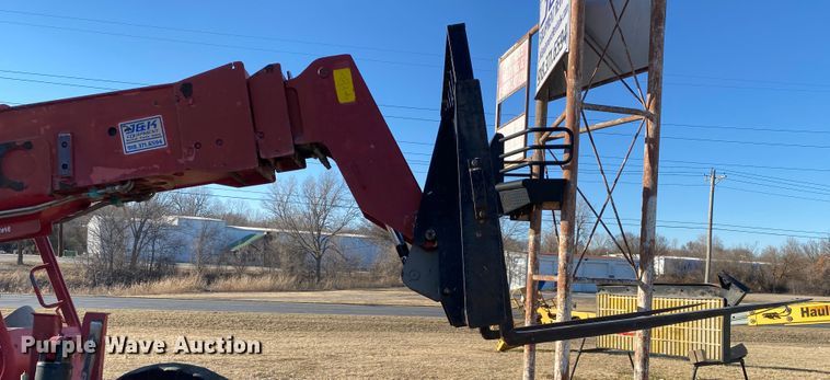 image for item DL6927 2006 Mec TH80  telehandler