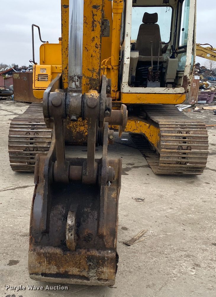 image for item DL6937 Hyundai Robex 130LC  excavator