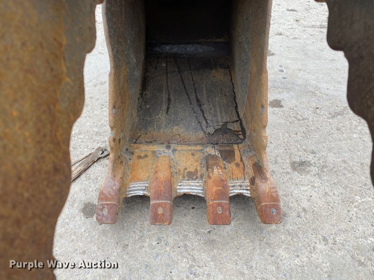 image for item DL6937 Hyundai Robex 130LC  excavator