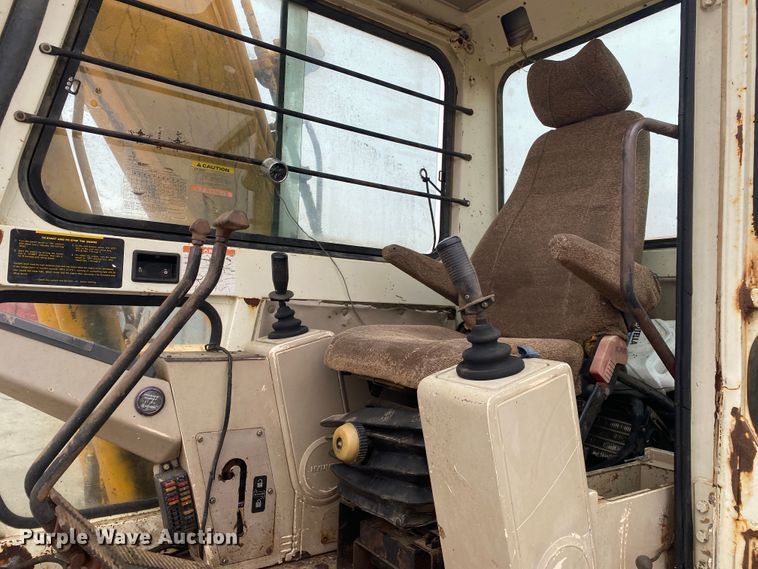 image for item DL6937 Hyundai Robex 130LC  excavator