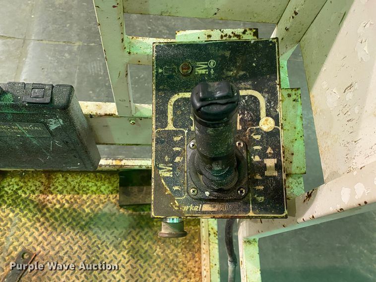 image for item DL6945 2000 Snorkle SL-25  scissor lift