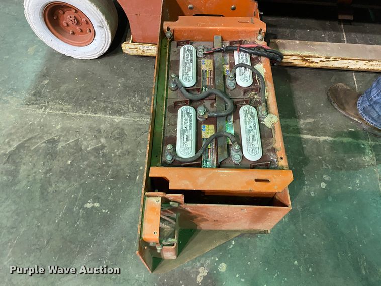 image for item DL6945 2000 Snorkle SL-25  scissor lift