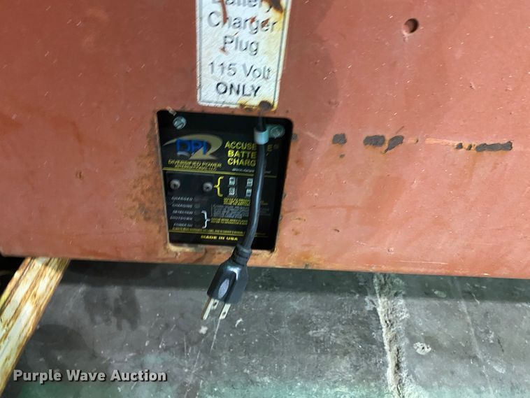 image for item DL6945 2000 Snorkle SL-25  scissor lift