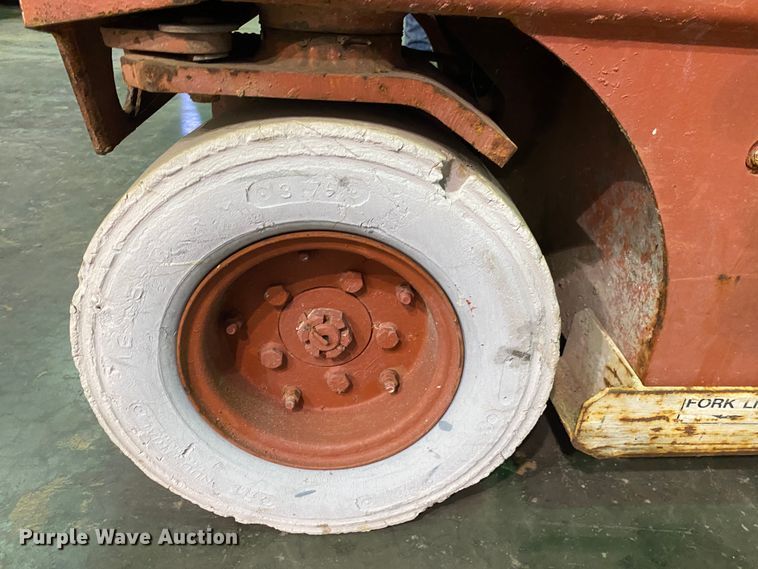 image for item DL6945 2000 Snorkle SL-25  scissor lift