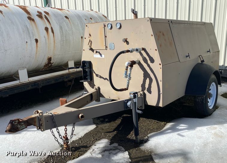 image for item DL6947 Hydraulic pump