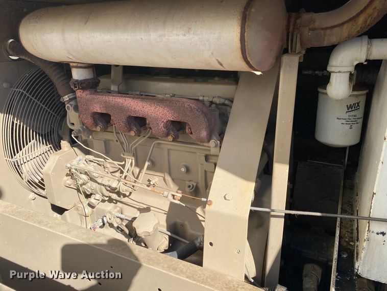 image for item DL6947 Hydraulic pump