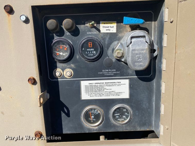 image for item DL6947 Hydraulic pump