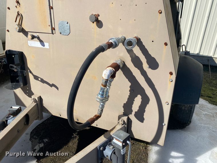 image for item DL6947 Hydraulic pump