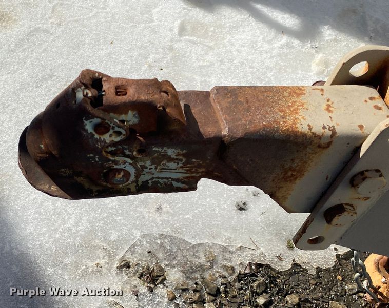 image for item DL6947 Hydraulic pump