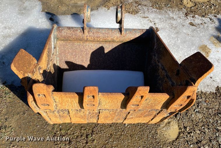 image for item DL6951 1999 Yanmar B50-2B  mini excavator