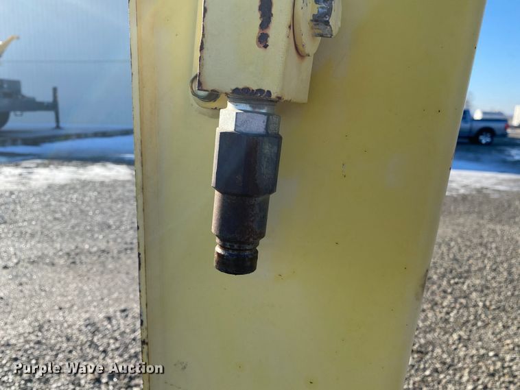 image for item DL6951 1999 Yanmar B50-2B  mini excavator