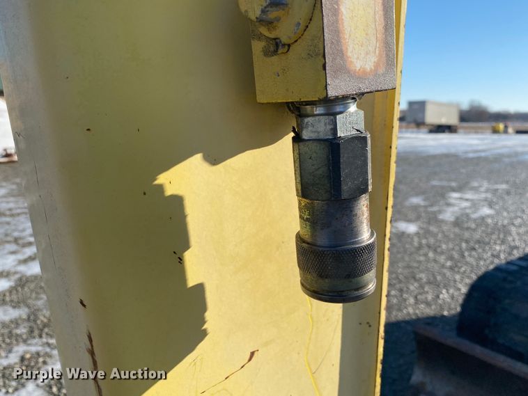 image for item DL6951 1999 Yanmar B50-2B  mini excavator