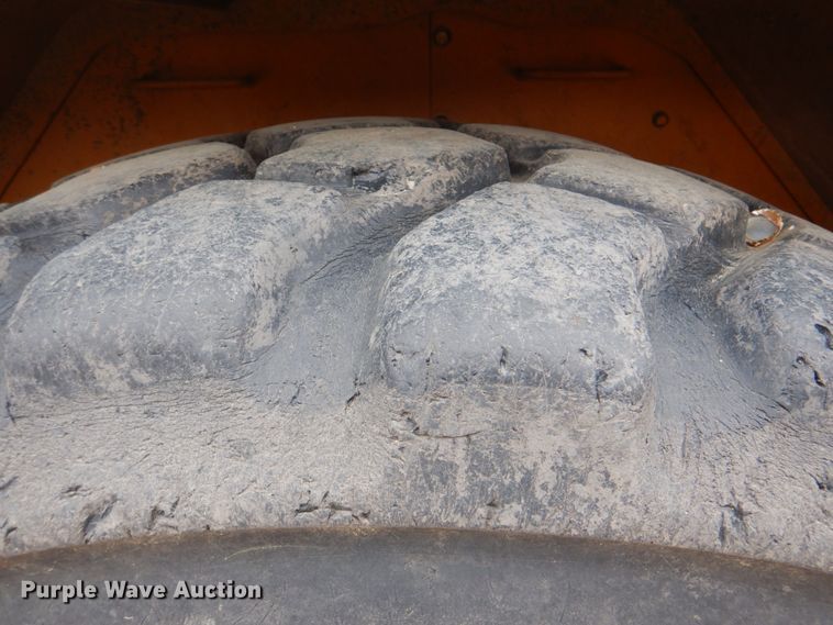 image for item DL6979 2006 Case 325  haul truck