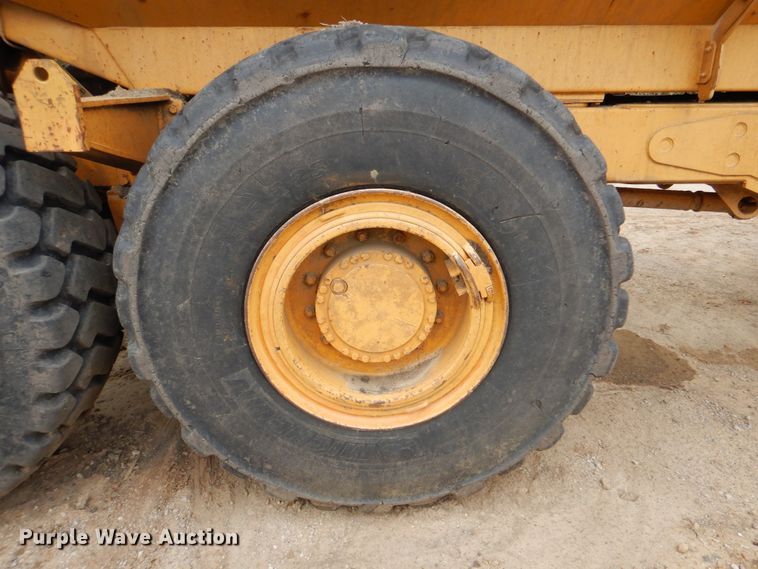 image for item DL6979 2006 Case 325  haul truck