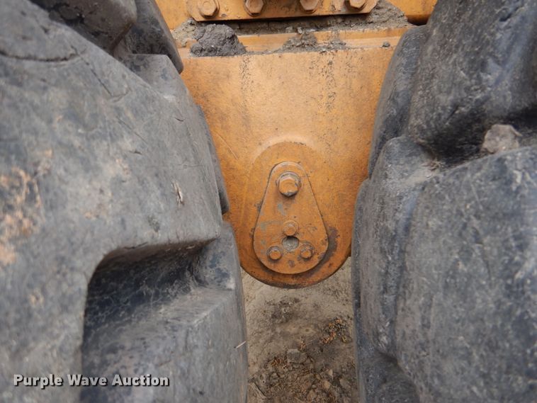 image for item DL6979 2006 Case 325  haul truck