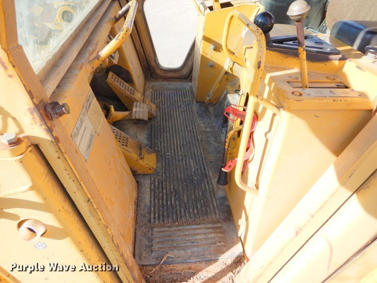 image for item DM4471 1992 Caterpillar 973  track loader