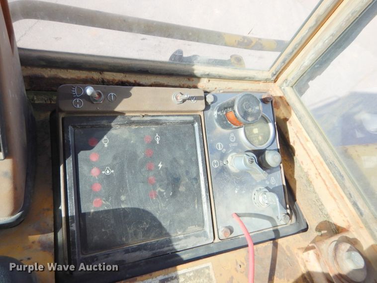 image for item DM4471 1992 Caterpillar 973  track loader