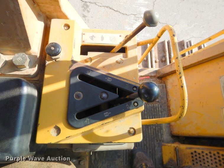 image for item DM4471 1992 Caterpillar 973  track loader