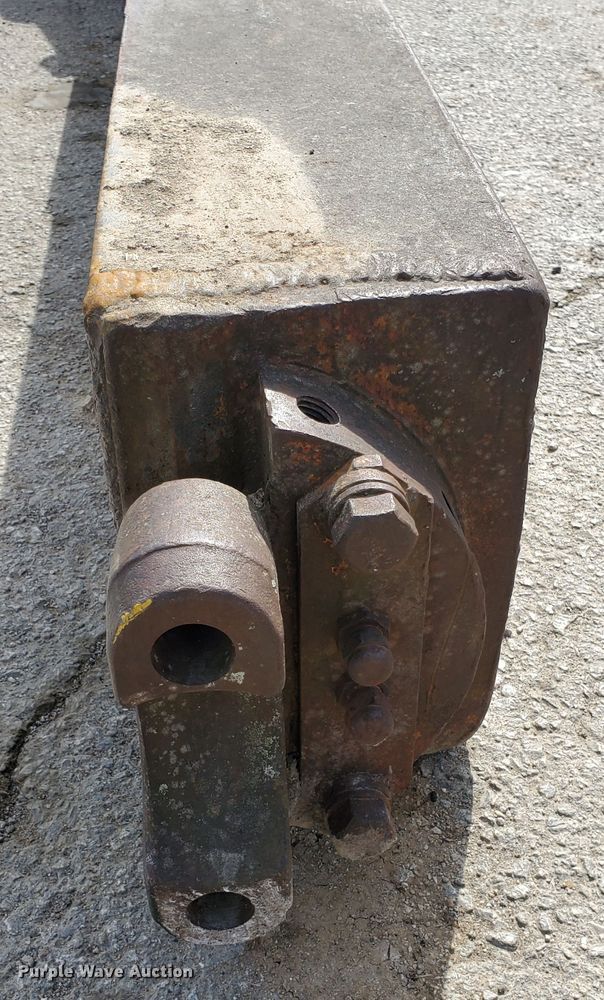 image for item DM4478 Caterpillar  dozer blade