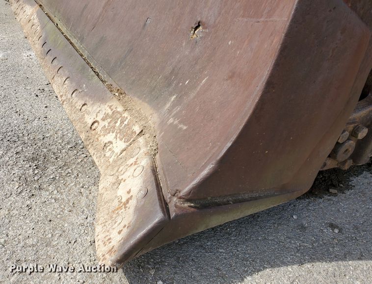 image for item DM4478 Caterpillar  dozer blade