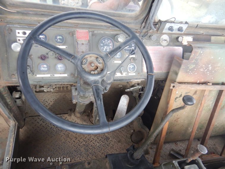 image for item DM5279 1971 Caterpillar 830MB  conventional scraper