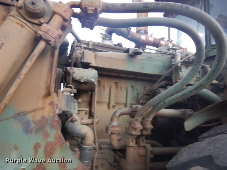 image for item DM5279 1971 Caterpillar 830MB  conventional scraper