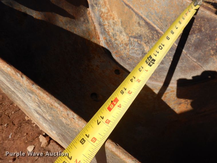 image for item DM5354 2003 Caterpillar 305C  mini excavator