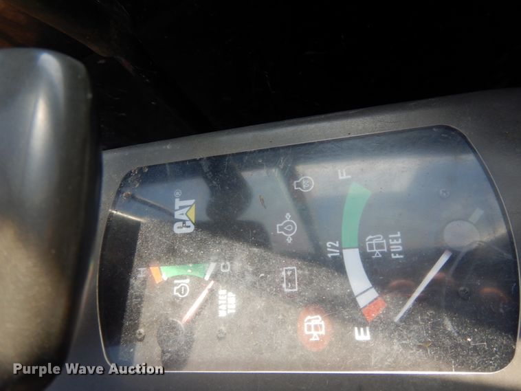 image for item DM5354 2003 Caterpillar 305C  mini excavator