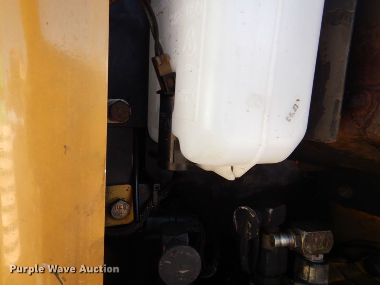 image for item DM5354 2003 Caterpillar 305C  mini excavator