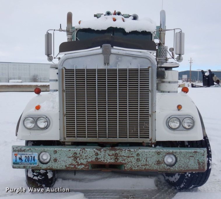 image for item DM5366 1981 Kenworth W900A  winch truck