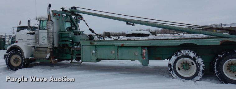 image for item DM5366 1981 Kenworth W900A  winch truck