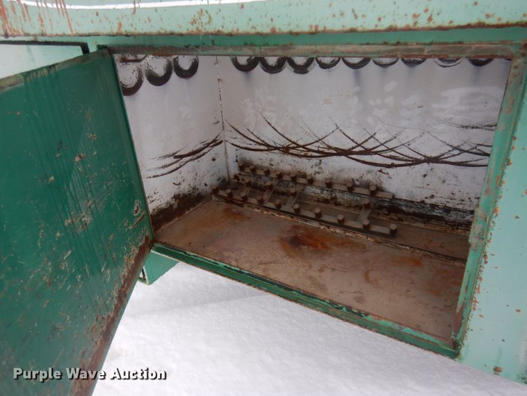 image for item DM5366 1981 Kenworth W900A  winch truck