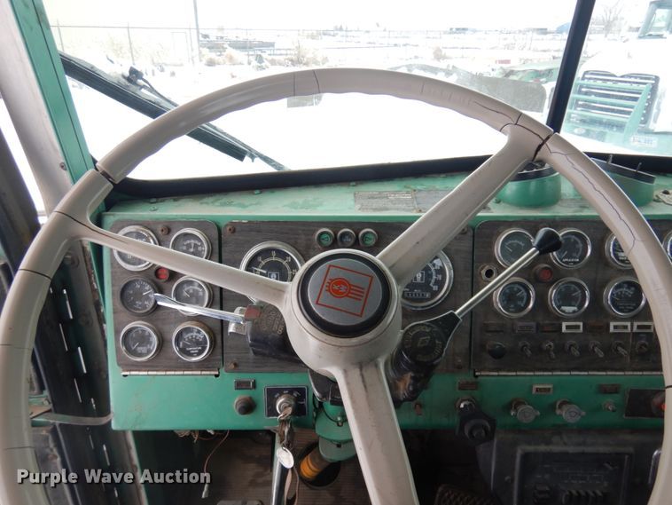 image for item DM5366 1981 Kenworth W900A  winch truck