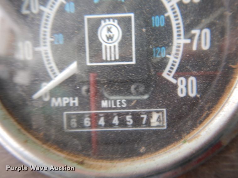 image for item DM5366 1981 Kenworth W900A  winch truck