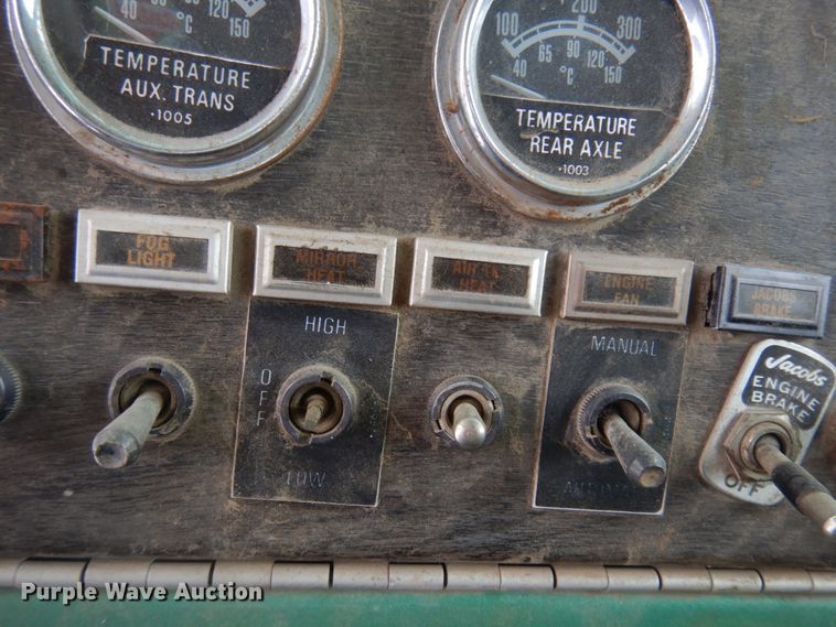 image for item DM5366 1981 Kenworth W900A  winch truck