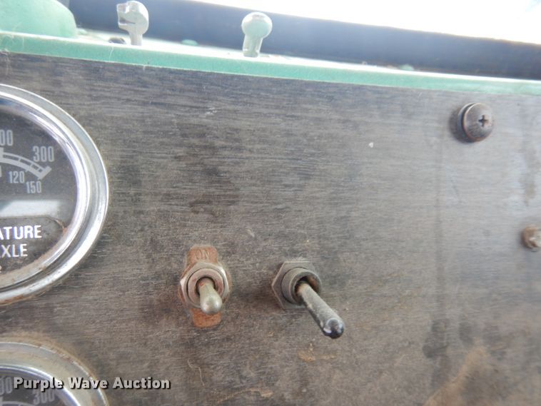 image for item DM5366 1981 Kenworth W900A  winch truck