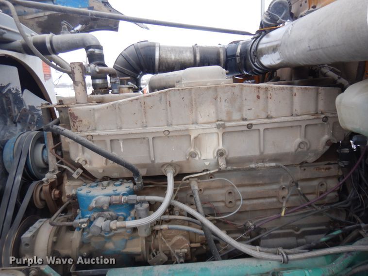 image for item DM5366 1981 Kenworth W900A  winch truck