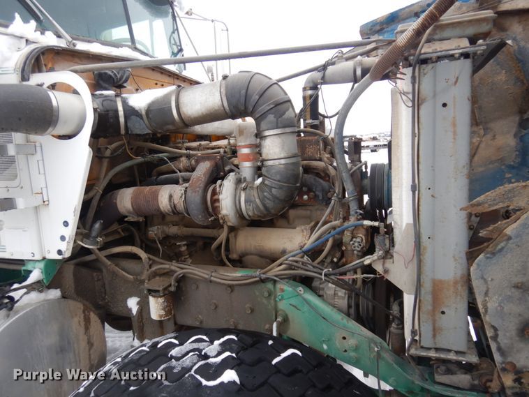 image for item DM5366 1981 Kenworth W900A  winch truck