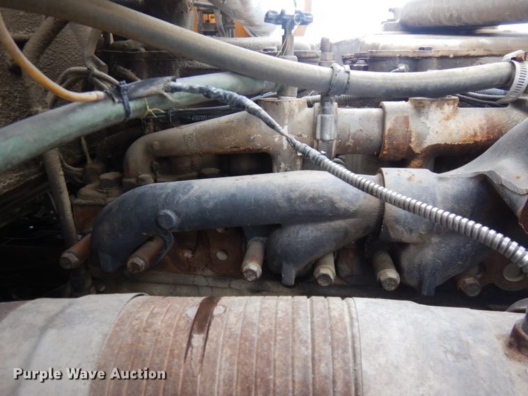 image for item DM5366 1981 Kenworth W900A  winch truck