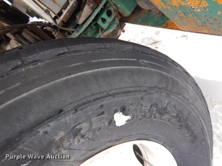 image for item DM5366 1981 Kenworth W900A  winch truck