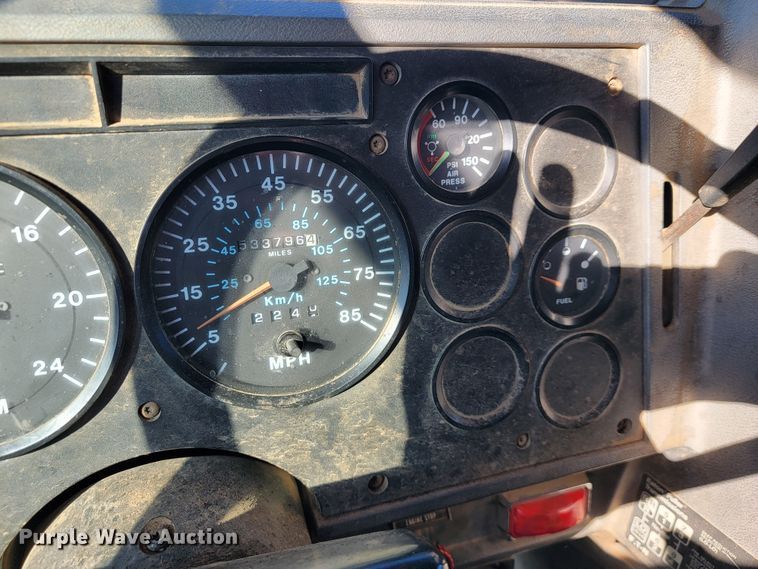 image for item DM7480 1993 Mack CH613  dump truck